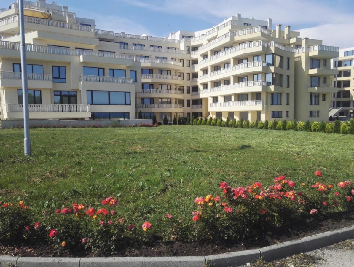 Apartments Sarafovo Burgas Bagian luar foto